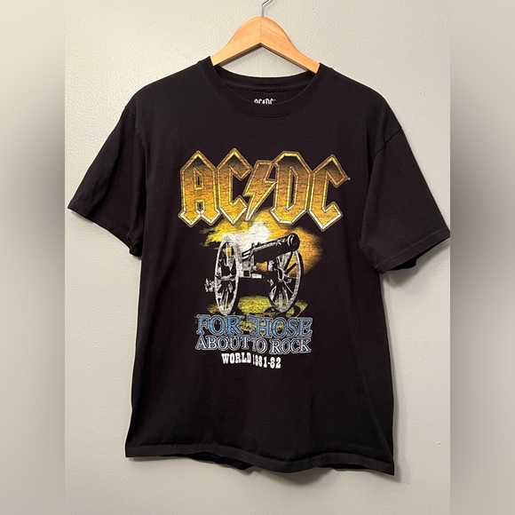 AC/DC | Shirts | Vintage Acdc 98182 World Tour Rock Band Tee Size Large ...